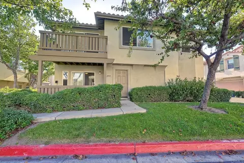2915 Rancho Posta Dr, Carlsbad, CA 92009