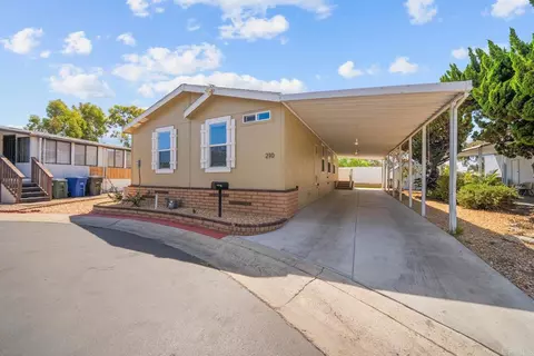 2003 Bayview Heights Dr #SPC 210, San Diego, CA 92105