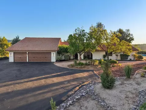 2865 Via Dieguenos, Alpine, CA 91901