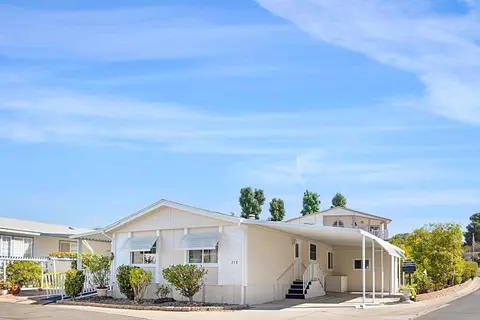 15420 Olde Highway 80 Rd #218, El Cajon, CA 92021