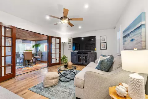 5762 Calle Sal Si Puedes, San Diego, CA 92139