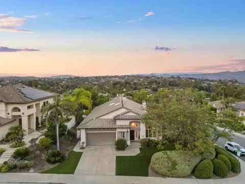 1052 Calle De Lepanto, Escondido, CA 92025
