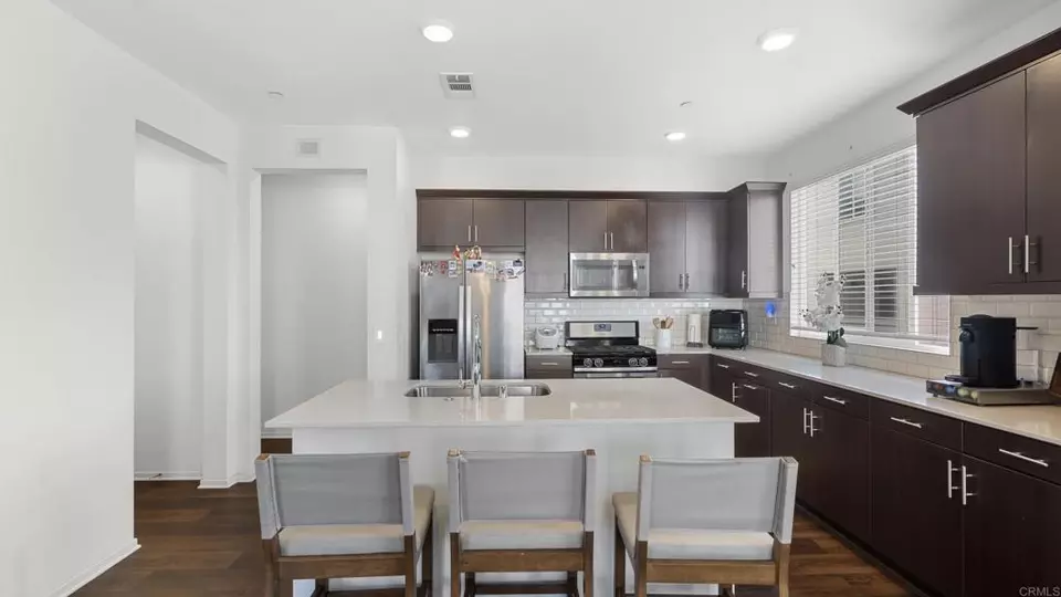 Kitchen - 1270 Paseo Seabreeze #26, San Diego, CA 92154 photo 2 of 4