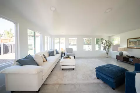 6391 Estrella Ave, San Diego, CA 92120