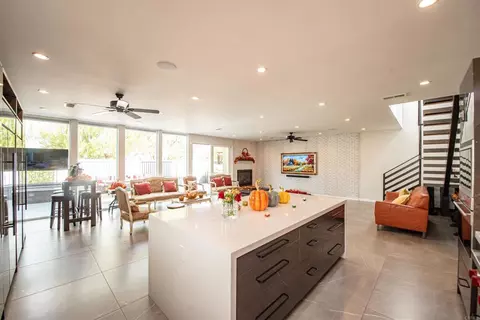 17892 Creciente Way, San Diego, CA 92127