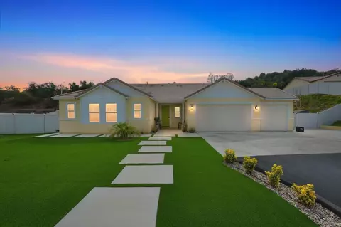27983 Evergreen Way, Valley Center, CA 92082