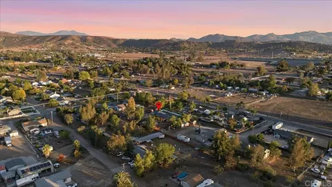 1121 Hanson Ln, Ramona, CA 92065