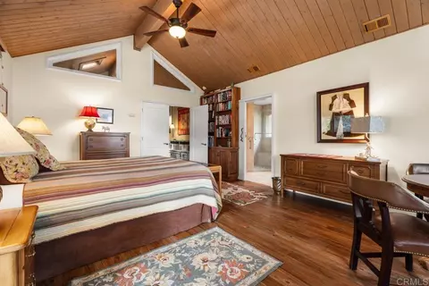 Bedroom - 1088 Shasta Way, Boulevard, CA 91905 photo 3 of 5
