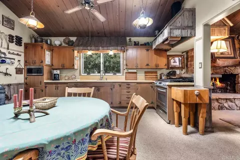 Kitchen - 1088 Shasta Way, Boulevard, CA 91905 photo 1 of 4