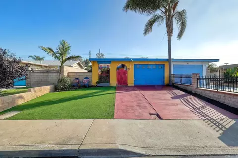 78 Sherwood St, Chula Vista, CA 91911
