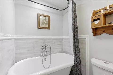 Bath - 29824 Oak Dr, Campo, CA 91906 photo 2 of 4