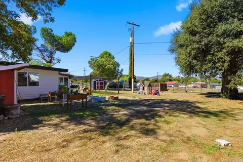 Exterior - 29824 Oak Dr, Campo, CA 91906 photo 15 of 17