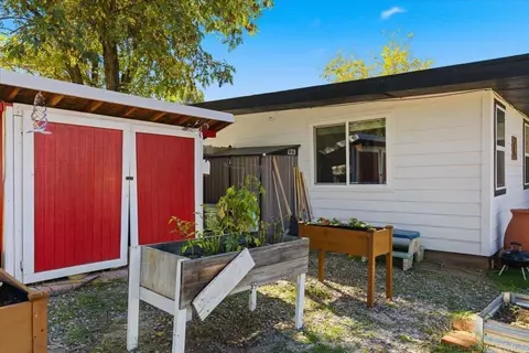 Exterior - 29824 Oak Dr, Campo, CA 91906 photo 16 of 17