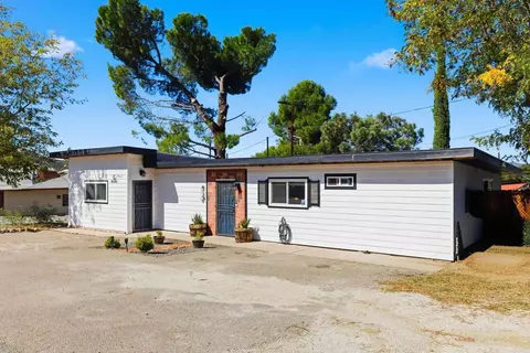 Exterior - 29824 Oak Dr, Campo, CA 91906 photo 2 of 17