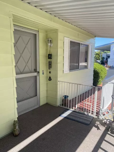 2130 Sunset Dr #73, Vista, CA 92081