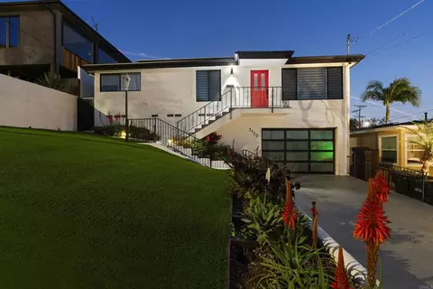 3120 Poe St, San Diego, CA 92106