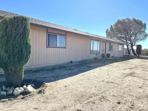 Exterior - 1902 Tierra Del Sol Rd, Boulevard, CA 91905 photo 2 of 4