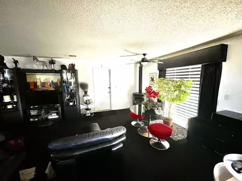 Living - 1902 Tierra Del Sol Rd, Boulevard, CA 91905 photo 10 of 11