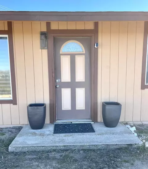 Entry Way - 1902 Tierra Del Sol Rd, Boulevard, CA 91905 photo 1 of 1