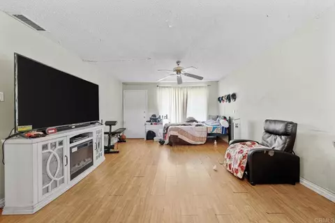 915 N Fig St #E, Escondido, CA 92026
