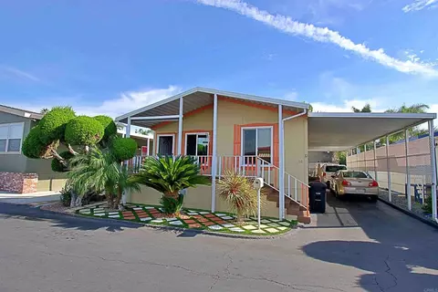 600 Anita St #68, Chula Vista, CA 91911