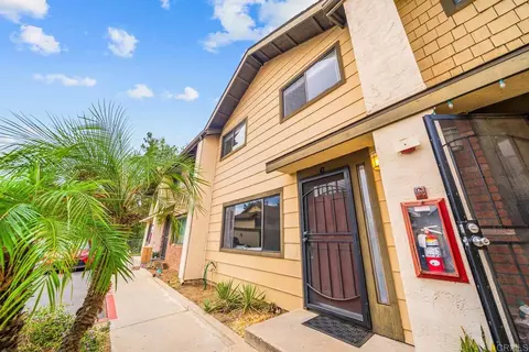 Exterior - 2636 Alpine Blvd #C, Alpine, CA 91901 photo 6 of 7