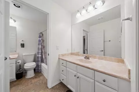 Bath - 2636 Alpine Blvd #C, Alpine, CA 91901 photo 2 of 3