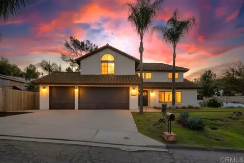 12021 Mcwest Ln, Lakeside, CA 92040