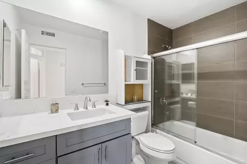 7215 Calabria Ct #74, San Diego, CA 92122