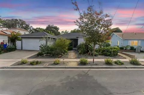 5725 Dream St, San Diego, CA 92114