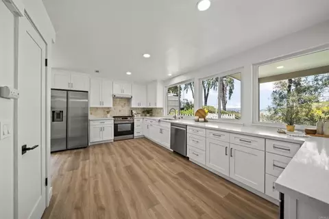Kitchen - 223 Cottingham Ct, Oceanside, CA 92054 photo 5 of 5