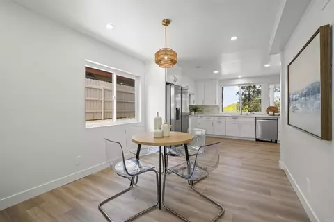 223 Cottingham Ct, Oceanside, CA 92054