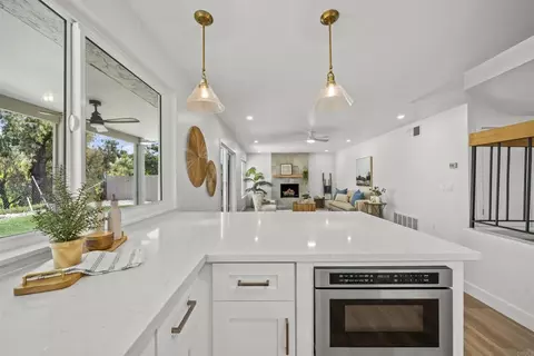 Kitchen - 223 Cottingham Ct, Oceanside, CA 92054 photo 2 of 5