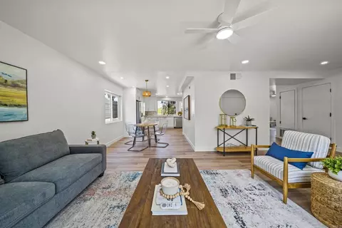 223 Cottingham Ct, Oceanside, CA 92054