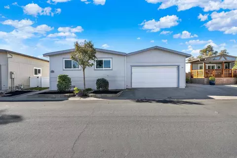 9255 N Magnolia Ave #SPC 158, Santee, CA 92071