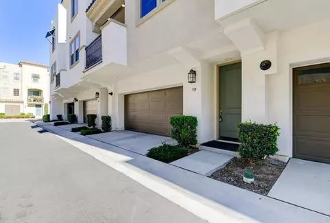 319 Lagoon Way, Santee, CA 92071