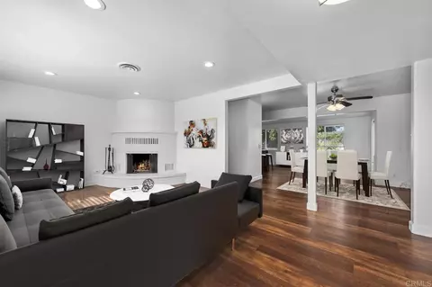 1860 Alessandro Trl, Vista, CA 92084