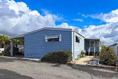 243 Havenview Ln, Oceanside, CA 92056