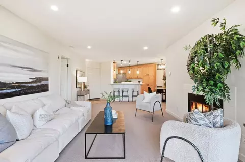 7187 Camino Degrazia #84, San Diego, CA 92111