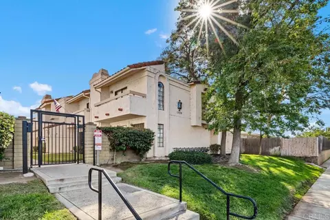 12553 Mapleview St #28, Lakeside, CA 92040