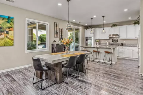 10664 Sandy Creek Dr, Santee, CA 92071