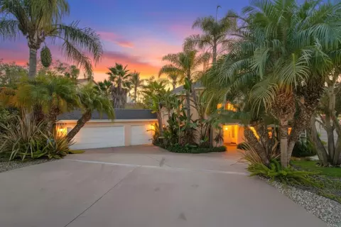 2399 Ivy Rd, Oceanside, CA 92054