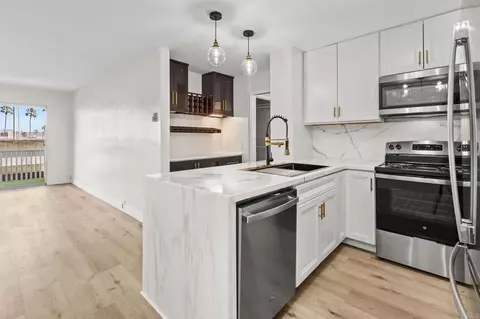 1855 Diamond St #5-230, San Diego, CA 92109