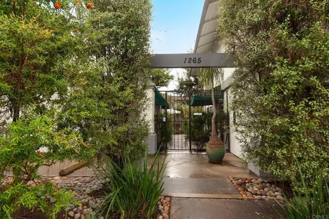 1265 Essex St #6, San Diego, CA 92103