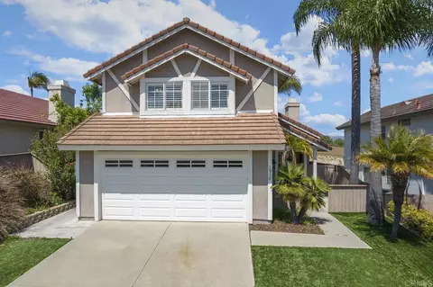 1930 Rosewood St, Vista, CA 92081