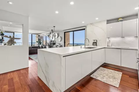 2500 Torrey Pines Rd #805, La Jolla, CA 92037