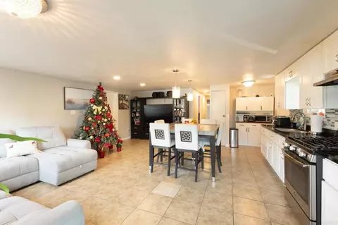 400 Greenfield Dr #55, El Cajon, CA 92021