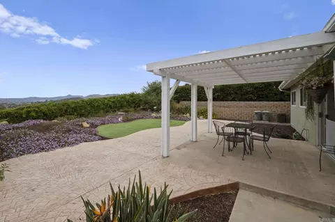 13560 Avenida Del Charro, El Cajon, CA 92021