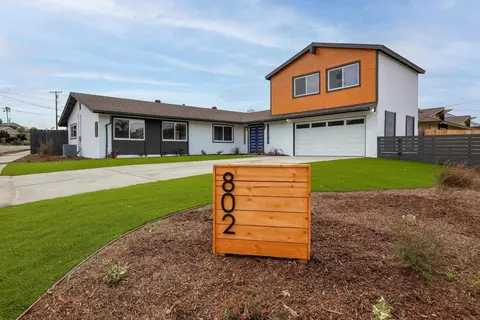 802 Halecrest Dr, Chula Vista, CA 91910