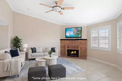 1806 Mckee St #A9, San Diego, CA 92110